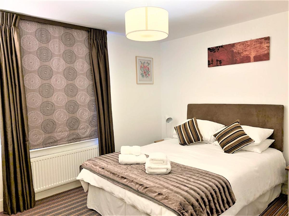 Riverside Channel5 "Holidays Homes In The Sun" Featured Central Canterbury Cottage With Free Parking Exterior foto
